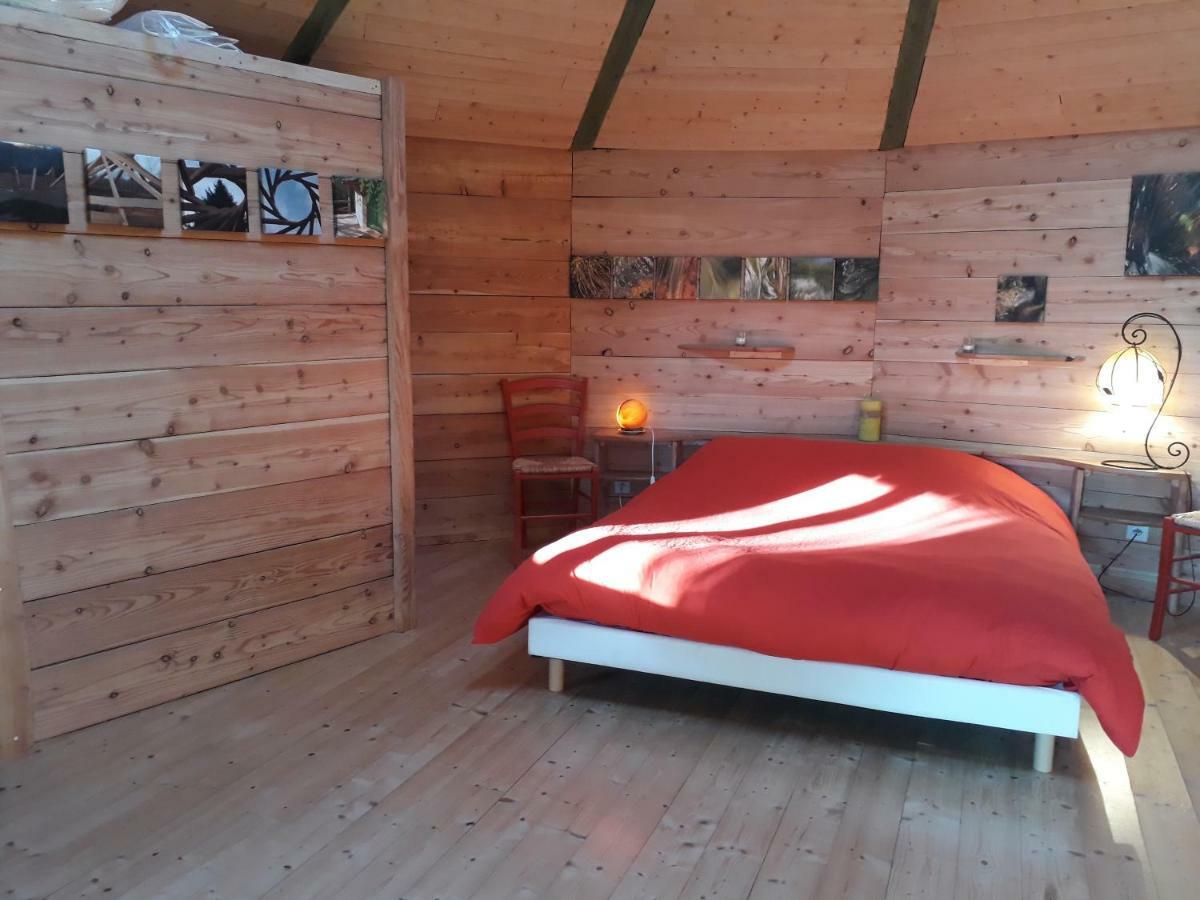 Les Ecuries De La Sabatarie Hotel Cambounes ภายนอก รูปภาพ